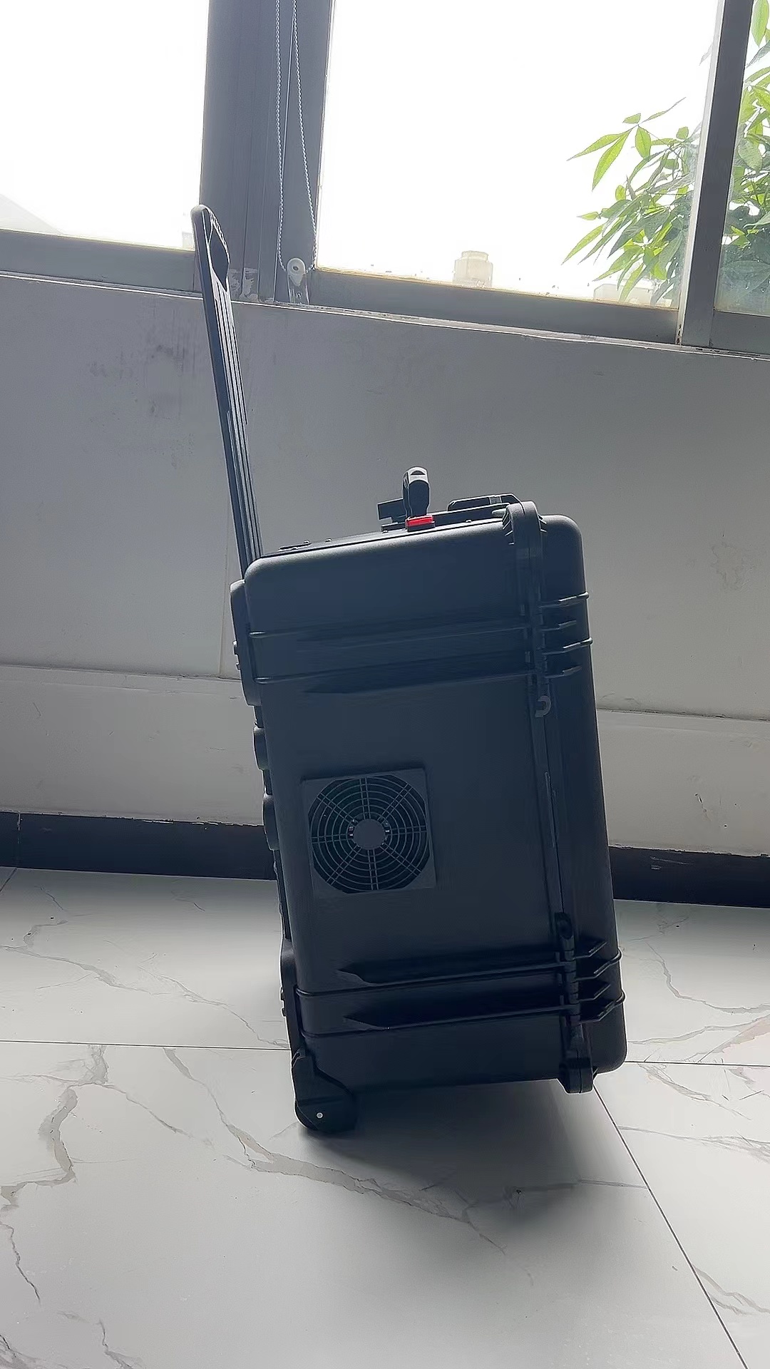 濮阳手拉箱型移动通信干扰器